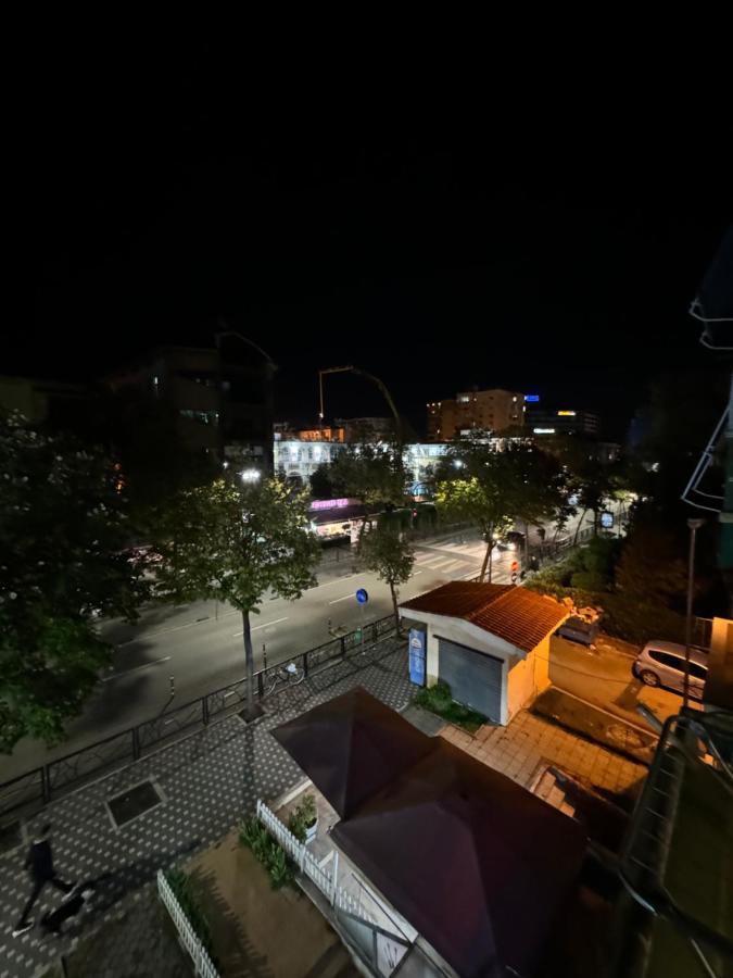 Altair Apartment Tirana Bagian luar foto
