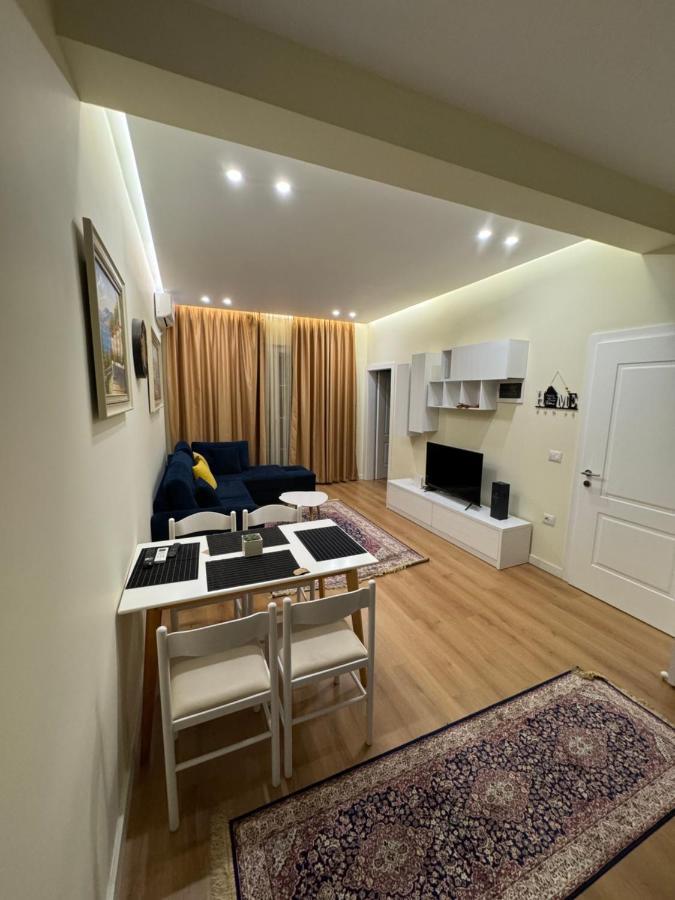 Altair Apartment Tirana Bagian luar foto
